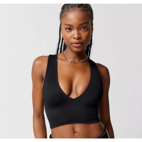 Urban Outfitters Tops - Urban Outfitters Out From Under Seamless Plunge Bra Top Black Size XS/Small